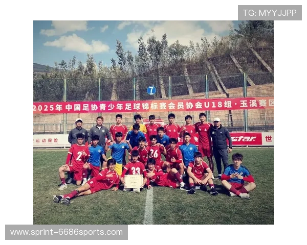 足球球星队凝聚力量逐梦绿茵再创辉煌新篇章